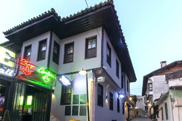 Pera Hotel Kaleiçi