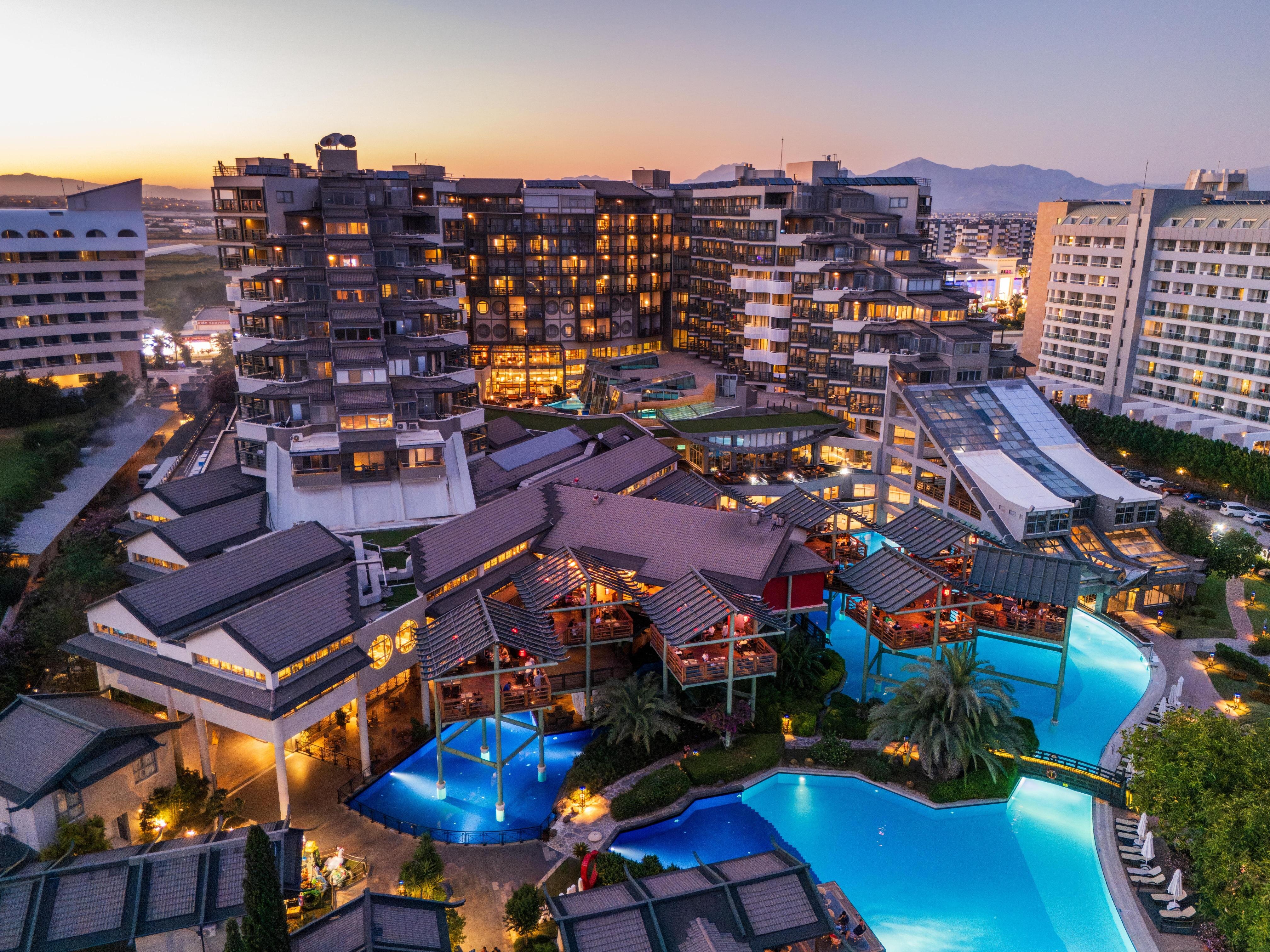 Limak Lara Deluxe Hotel & Resort galeri 2