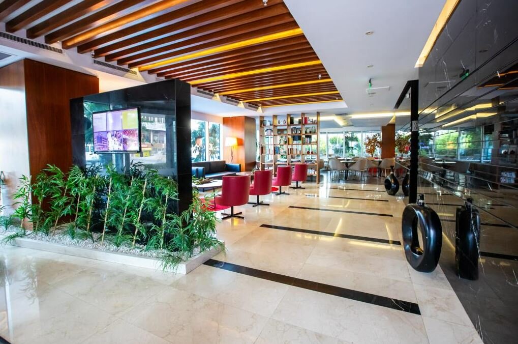Ramada Encore By Wyndham İstanbul Kartal · 4