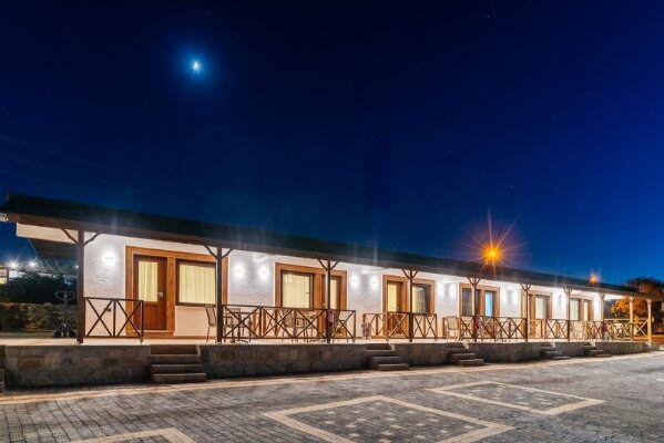 Assos Lion Beach Pansiyon Restaurant