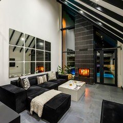 Siyah Villa