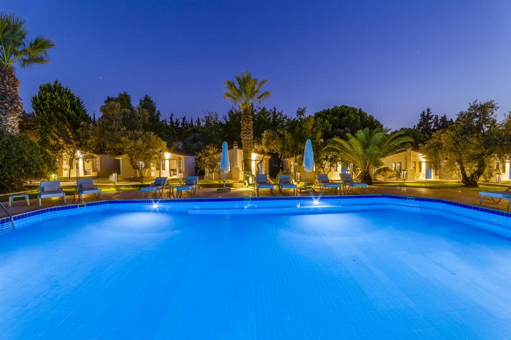 Adella Garden Marina Hotel · 11