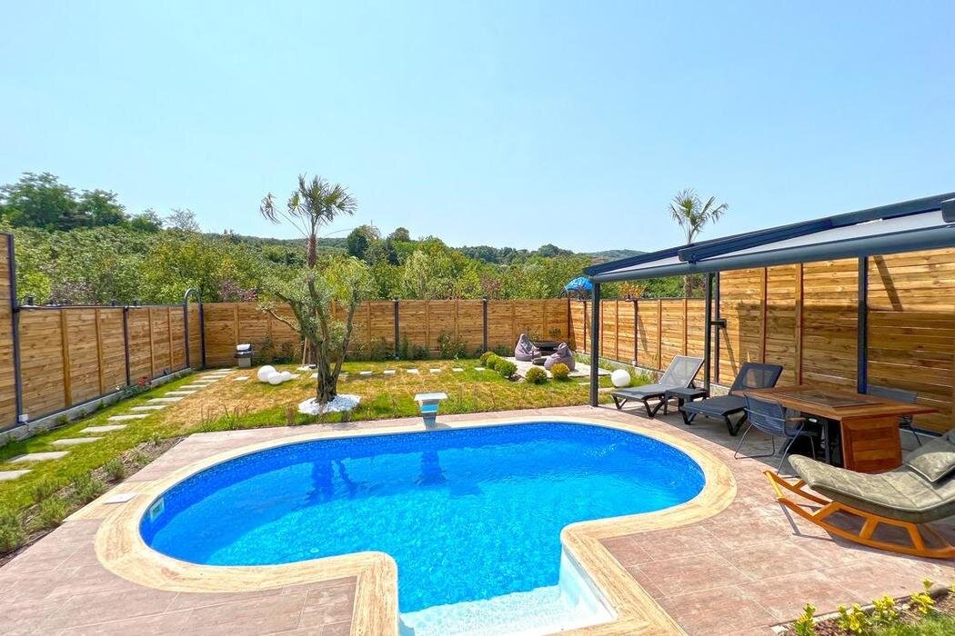 7. Sense Nature Resort