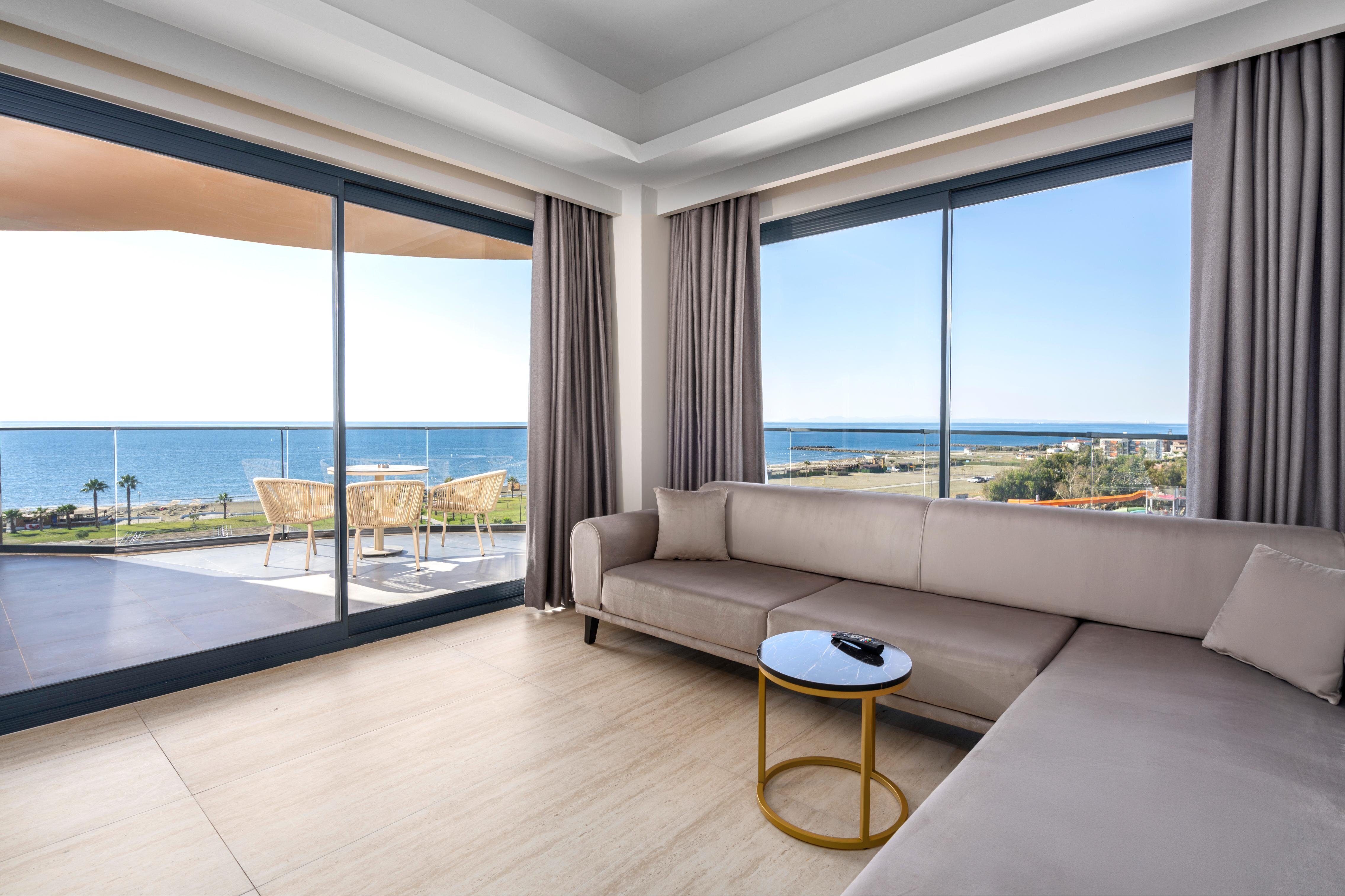 Jakuzili King Suite