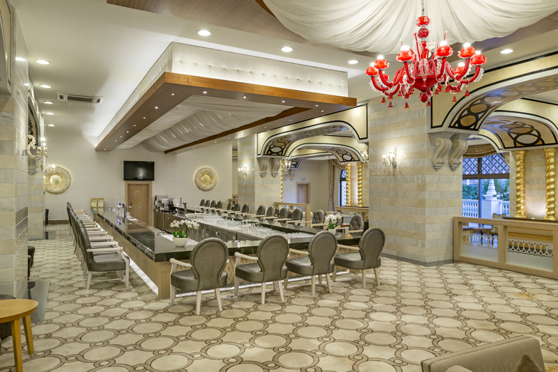 Royal Holiday Palace