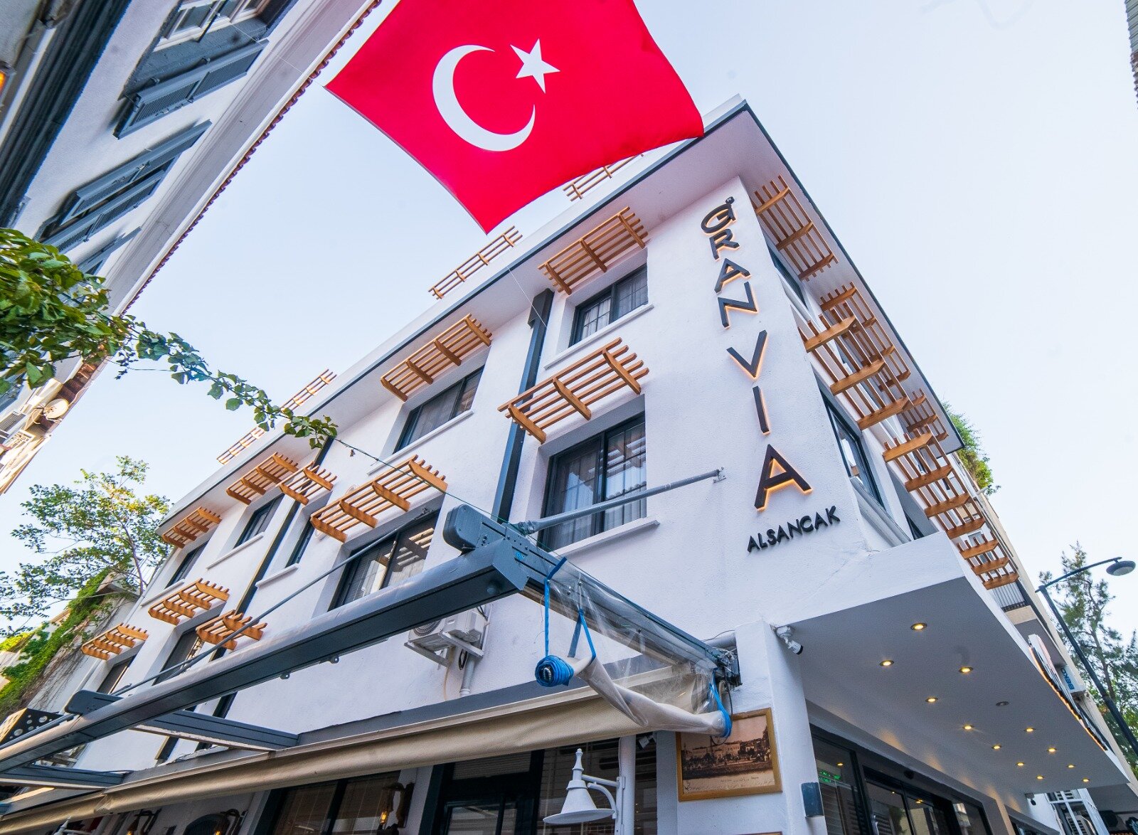 Gran Via Alsancak