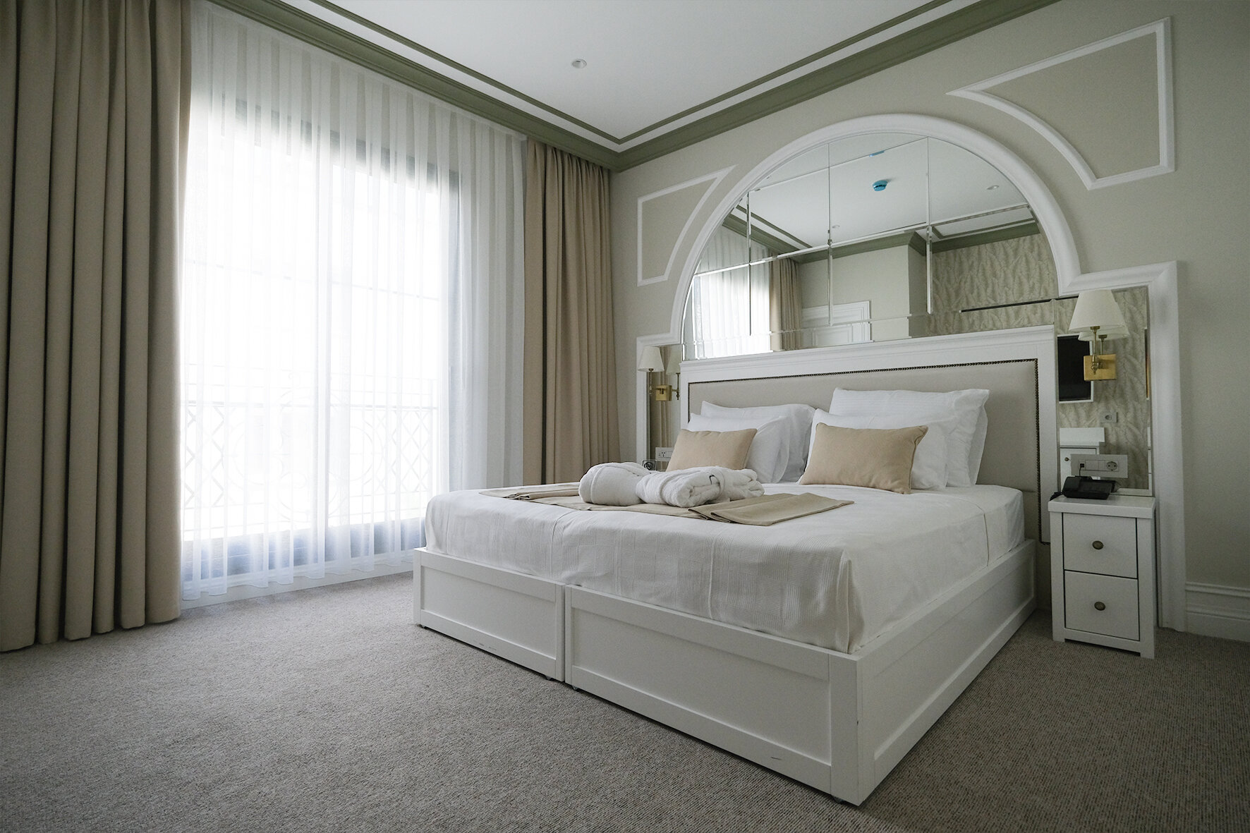 Mono Life Hotel Bayraklı