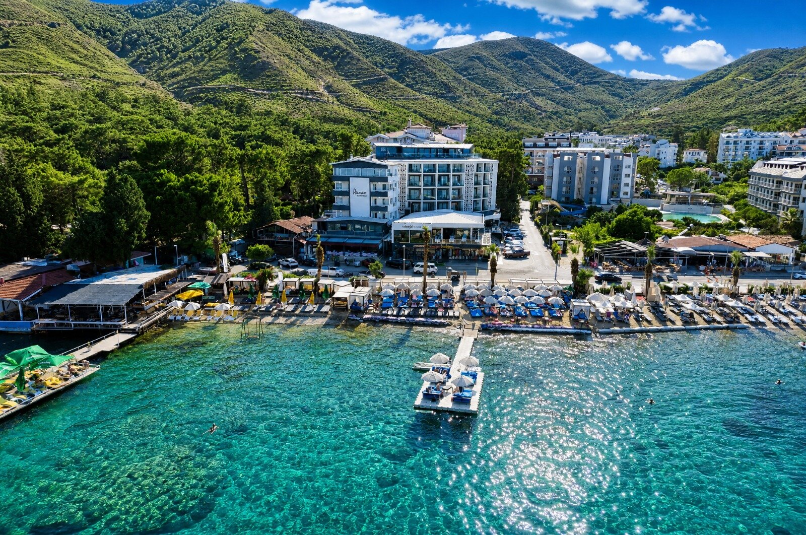 Class Unique Beach Hotel +10