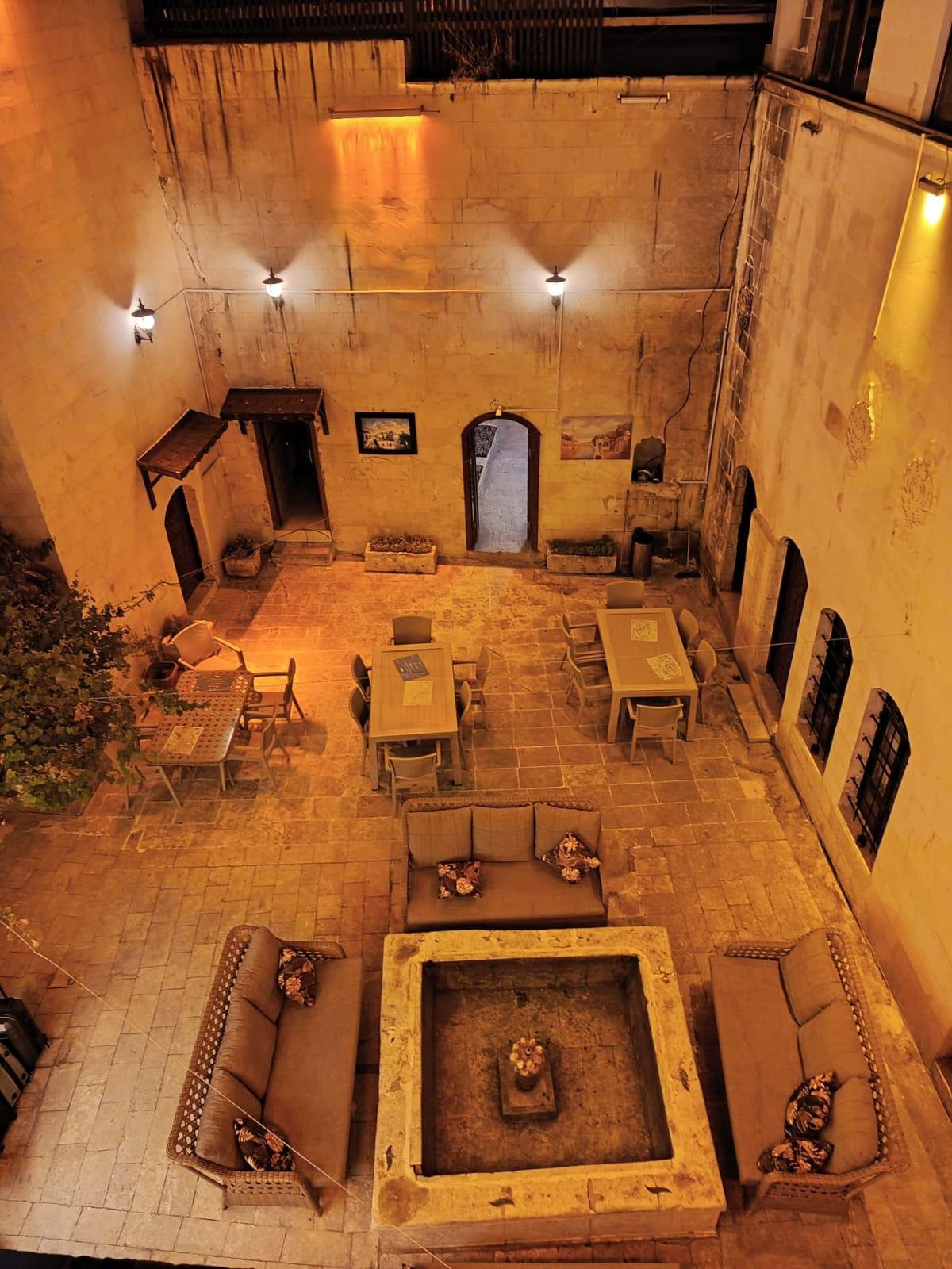 Aslan Konuk Evi · 17