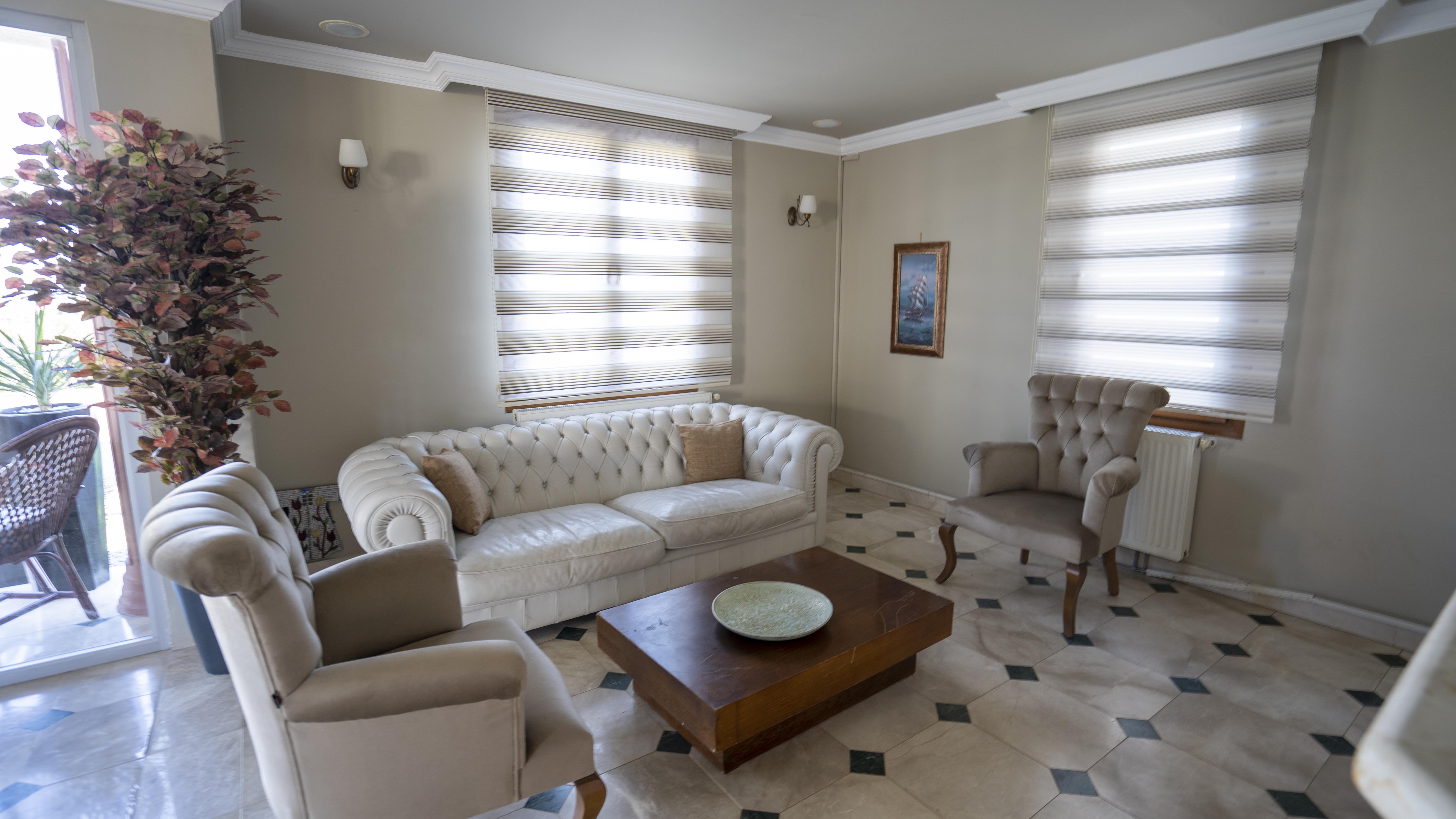 Ebruli Otel Cunda