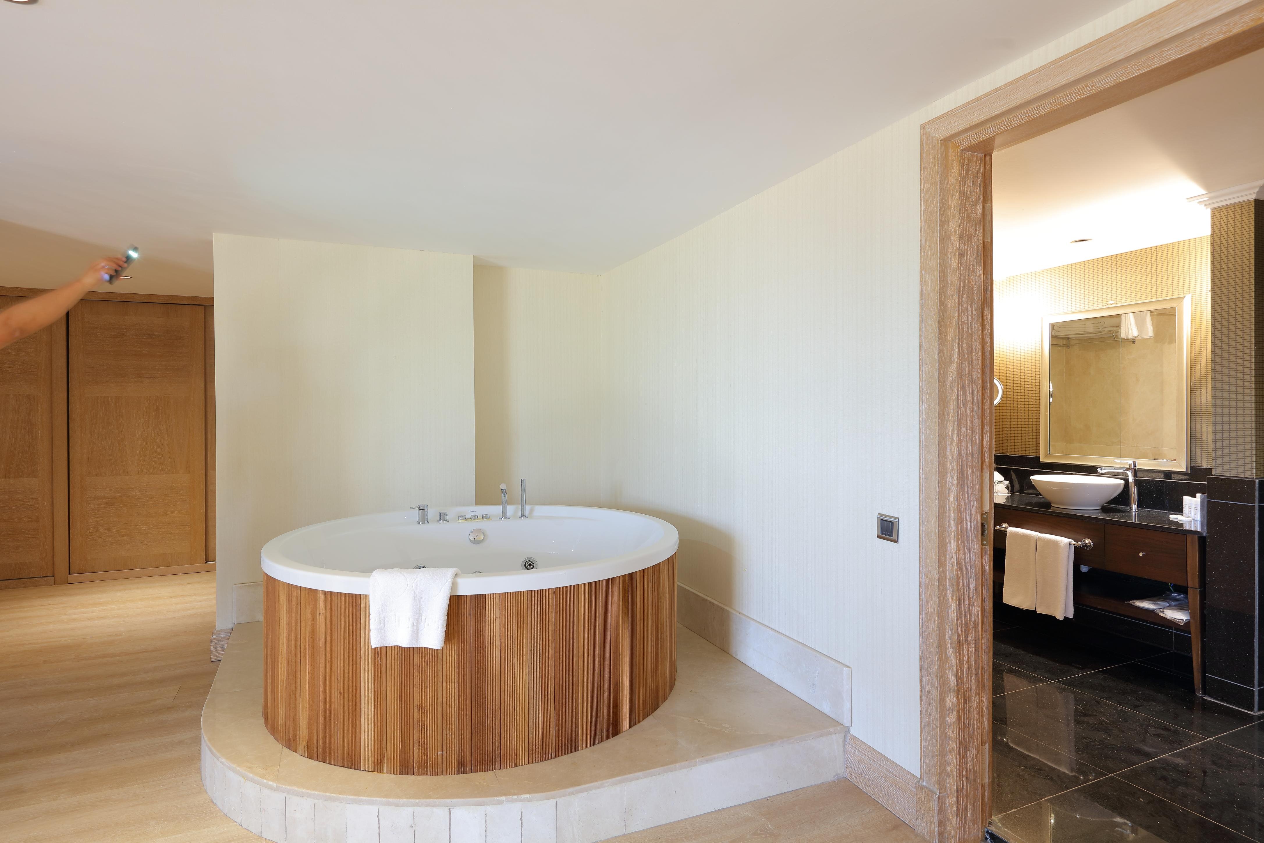 Prestige Suite
