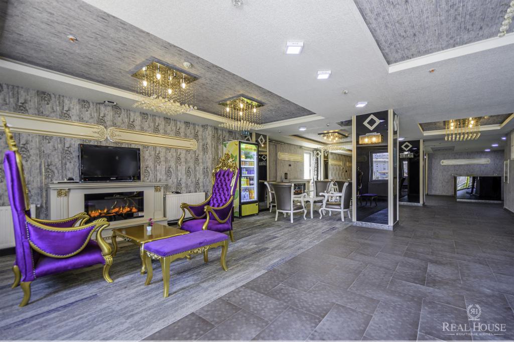 Real House Boutique Hotel