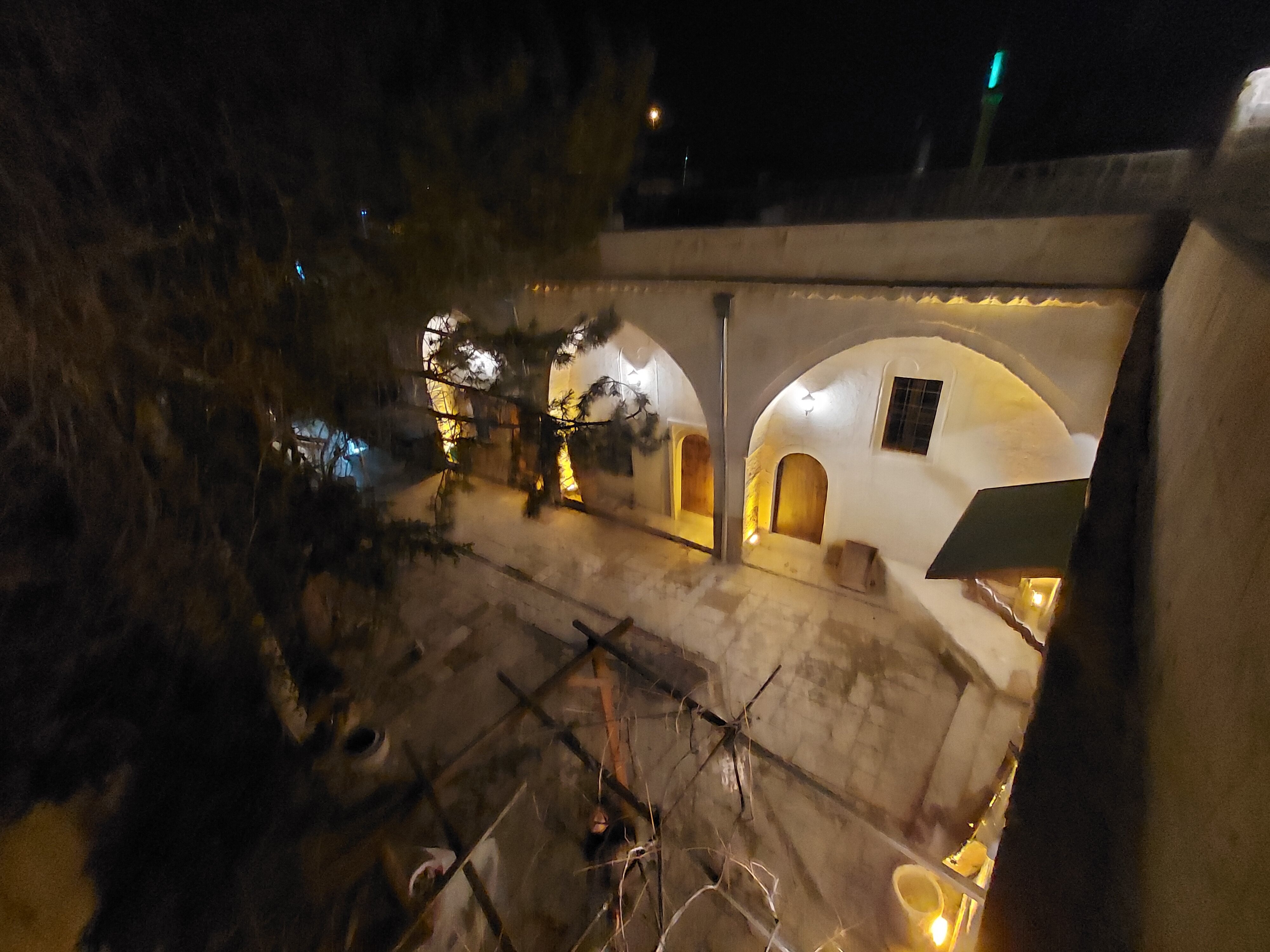 Armesos Cave Hotel · 120