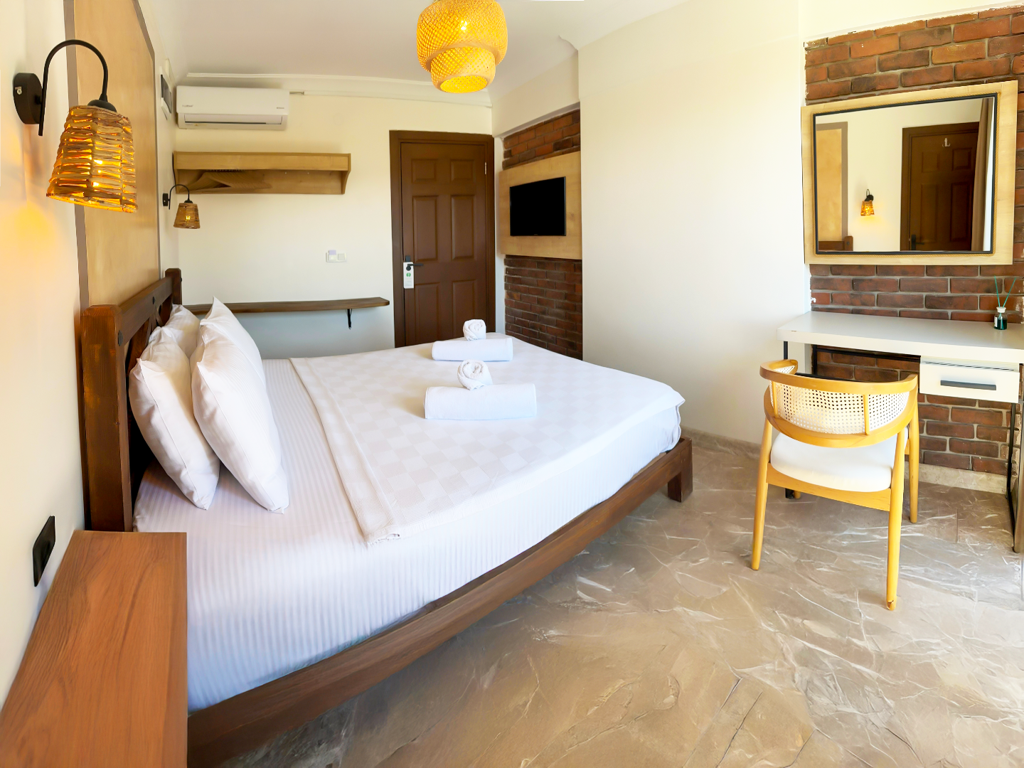 Standard Room, Garden View (Balcony)