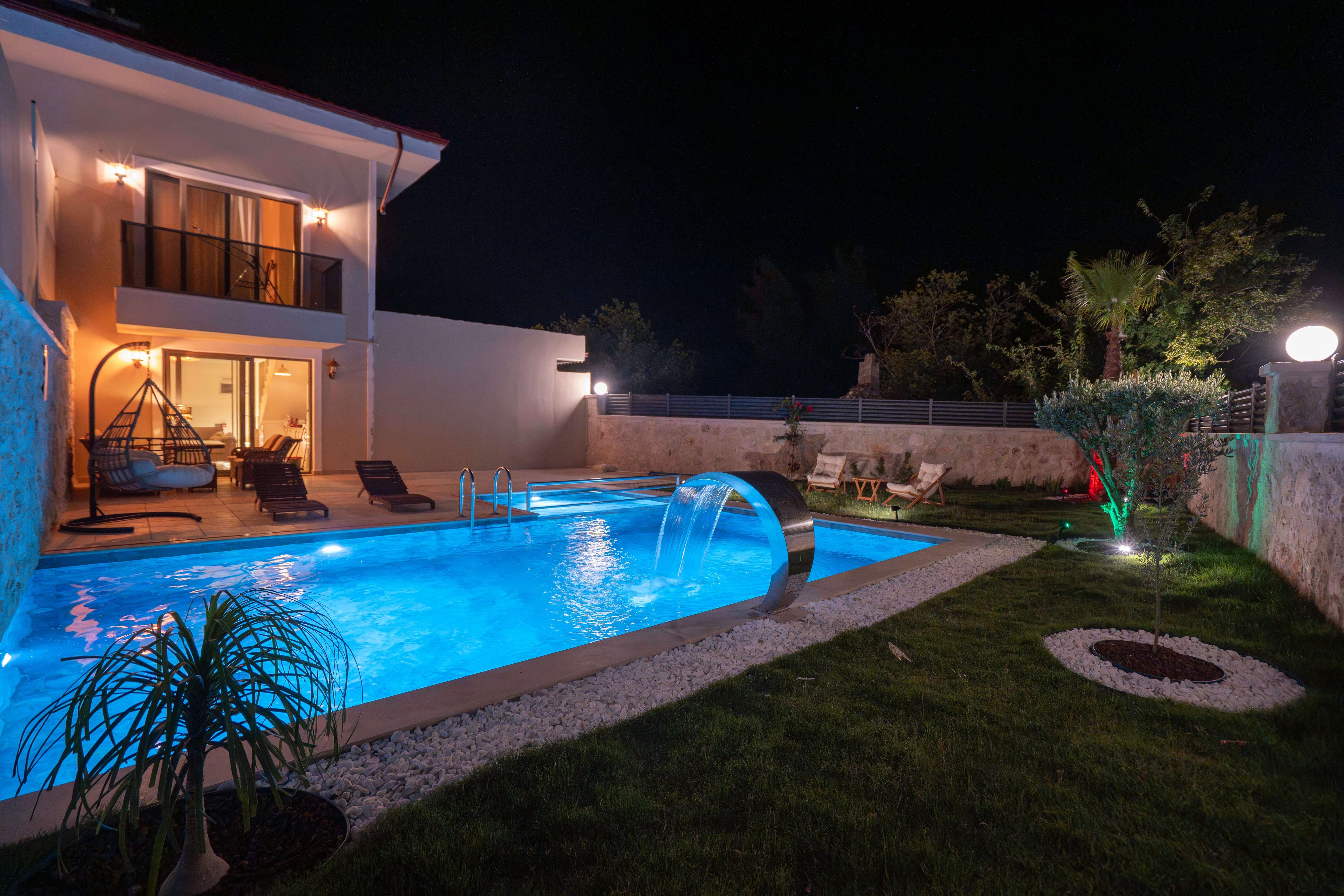Havuzlu Villa  1