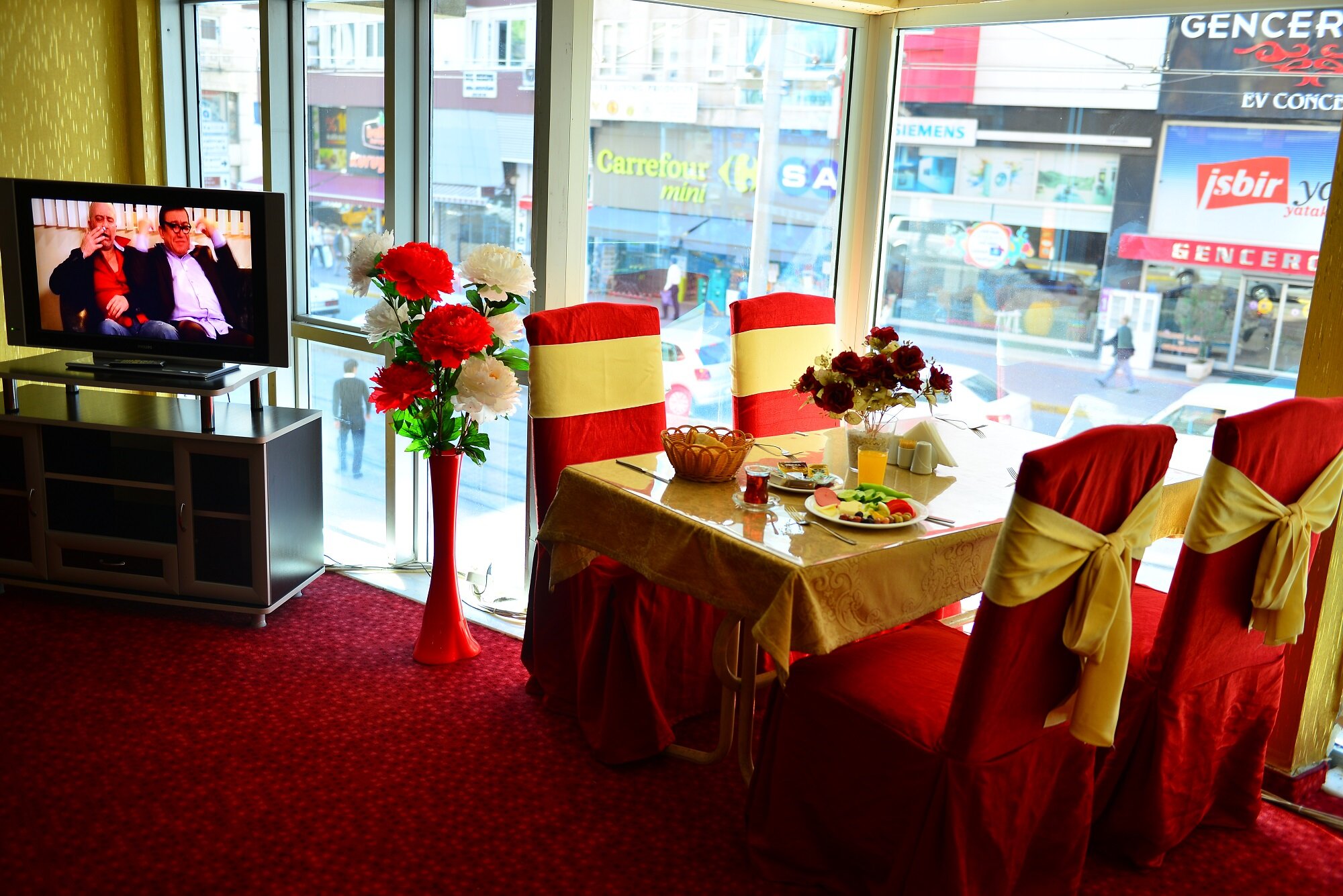 Kıvrak Otel