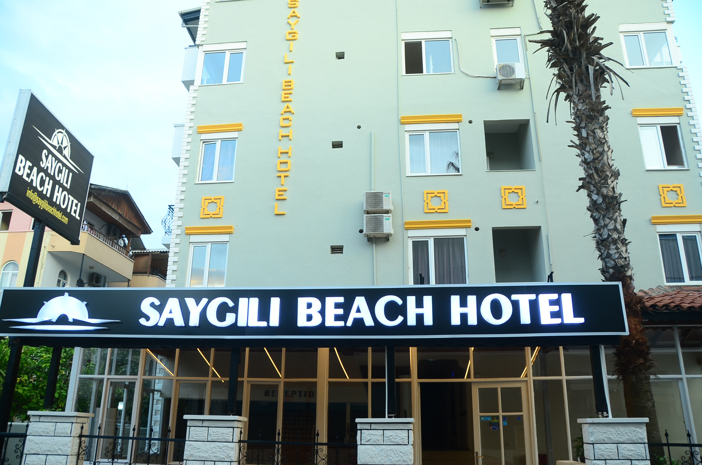 Saygılı Beach Hotel