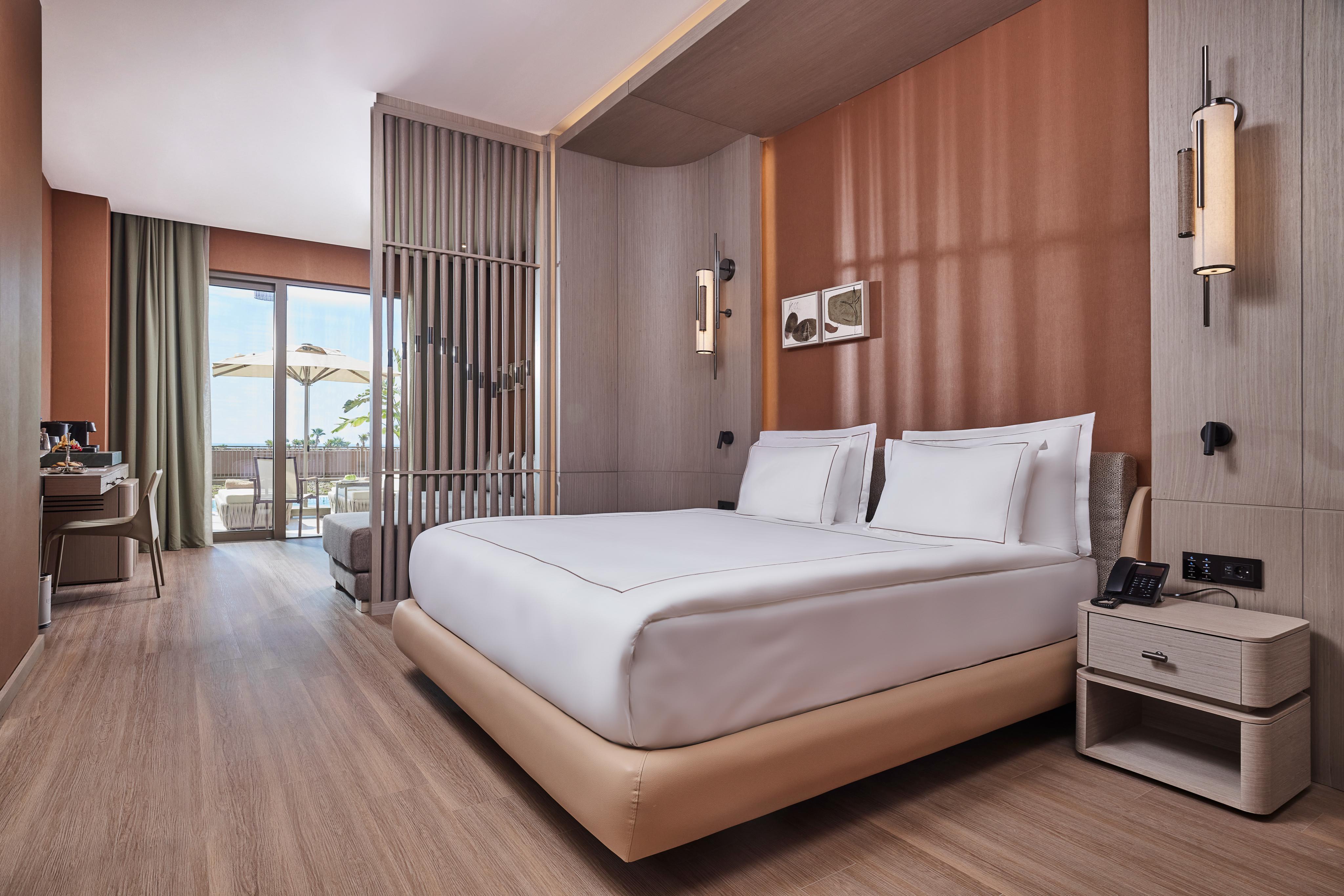 Swim Up Room, Sea View