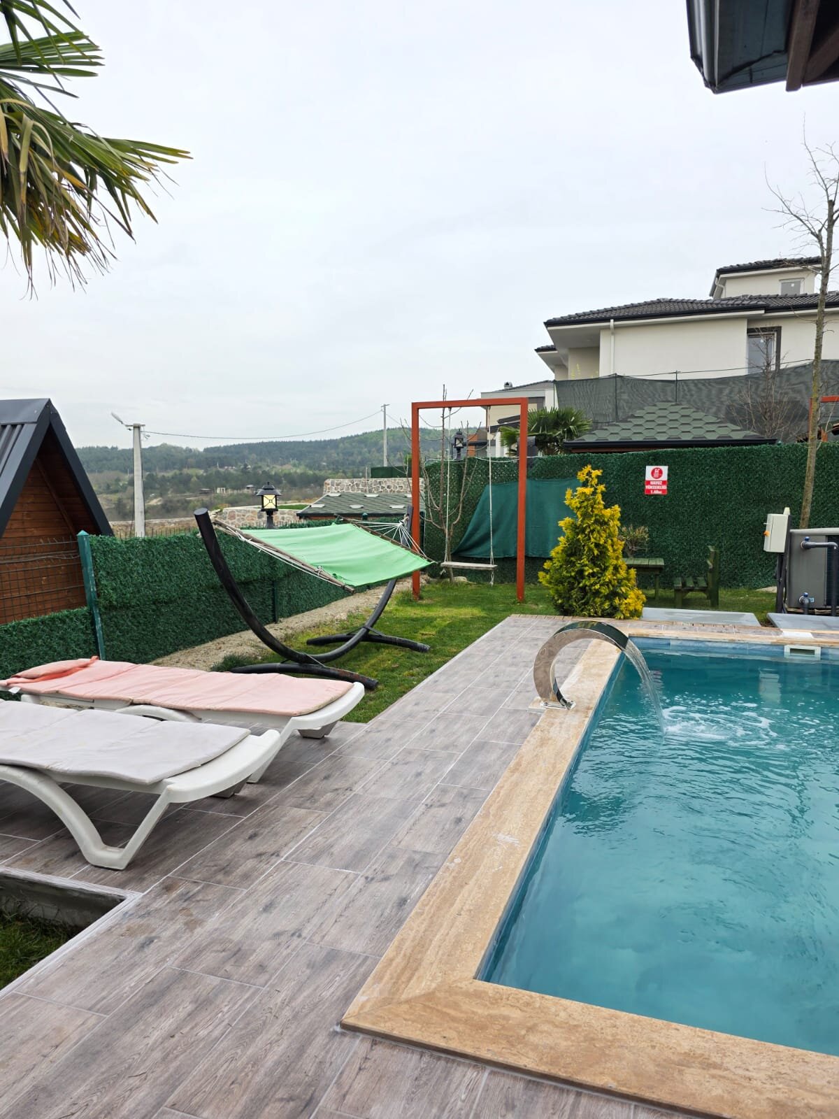 Baby Bungalov Isıtmalı Havuz ve Jakuzili