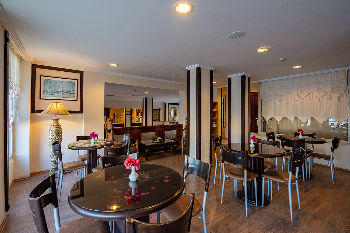 Golden Age Crystal Bodrum