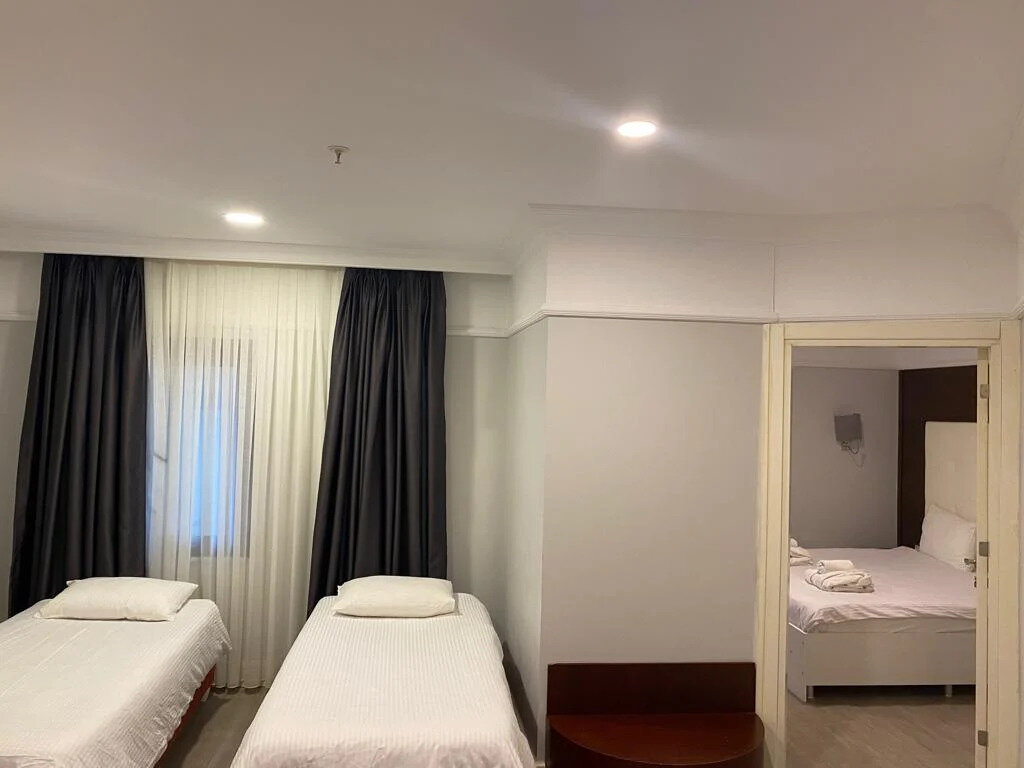 Paradise İsland Hotel · 10