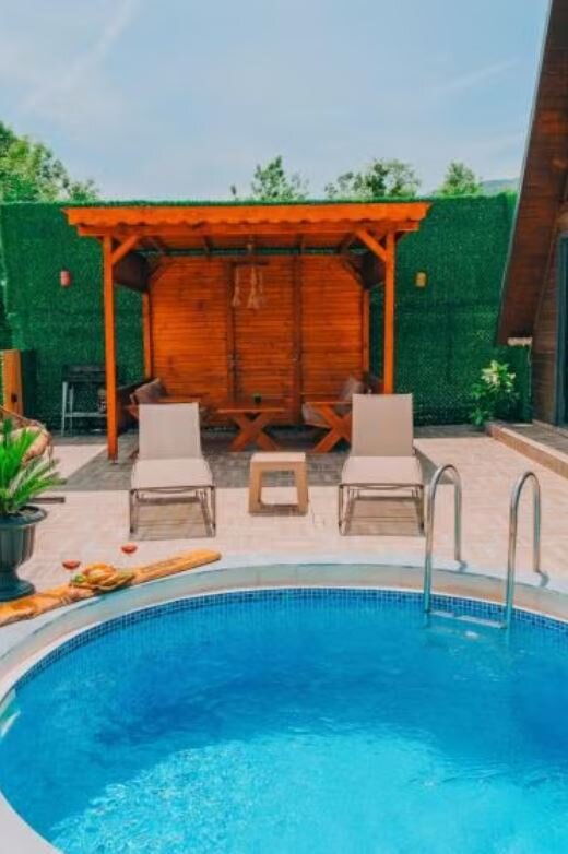 Suit Bungalov