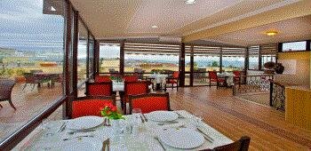 Amber Hotel · 33
