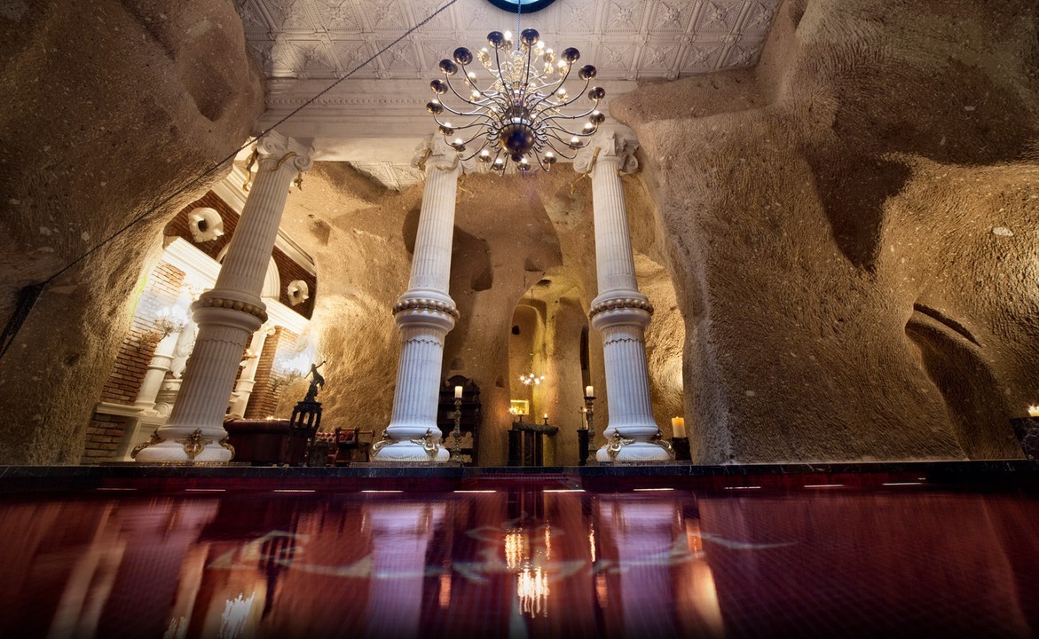 Sacred House Hotel