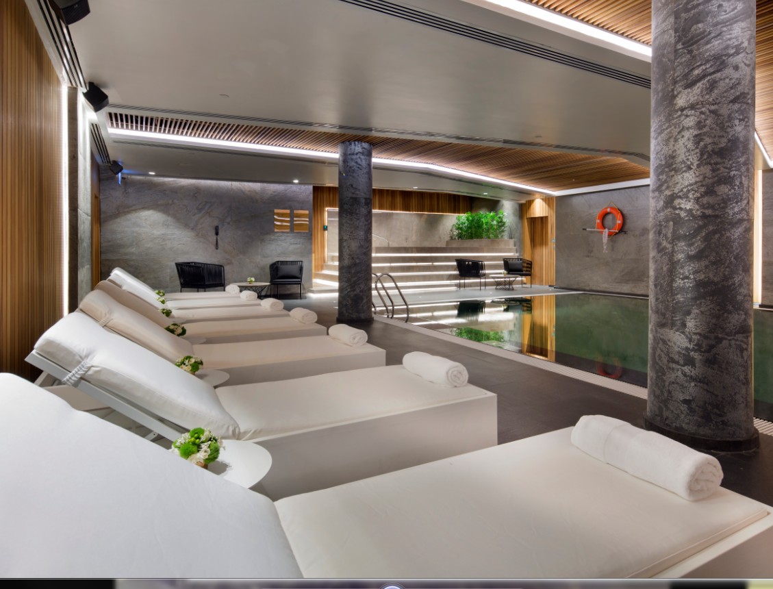 DoubleTree by Hilton Hotel Istanbul - Piyalepasa