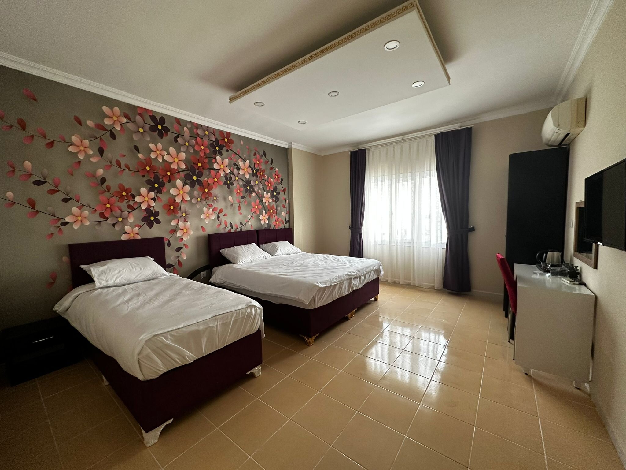 Nus Grand Hotel