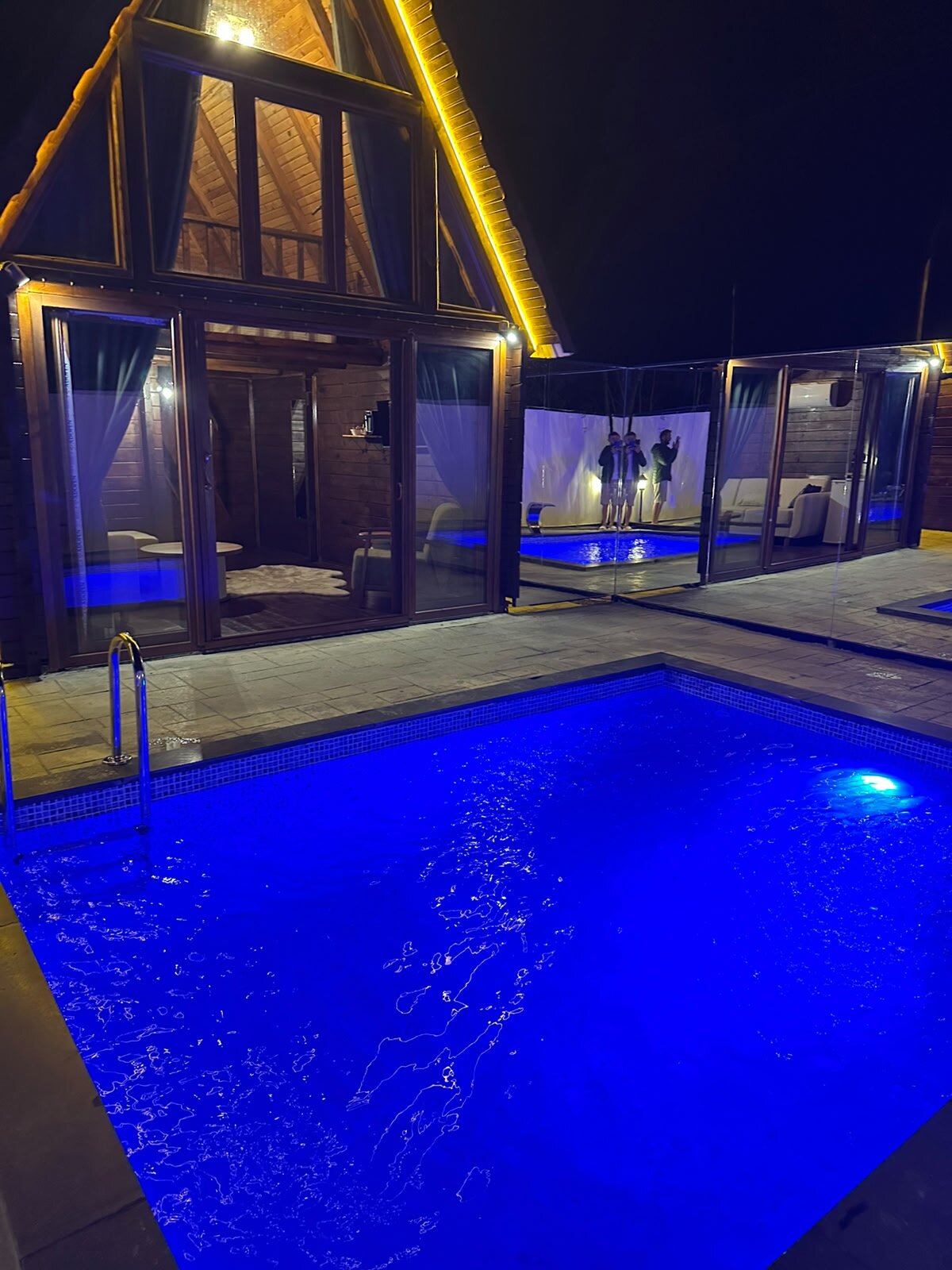 Oce Bungalow · 25