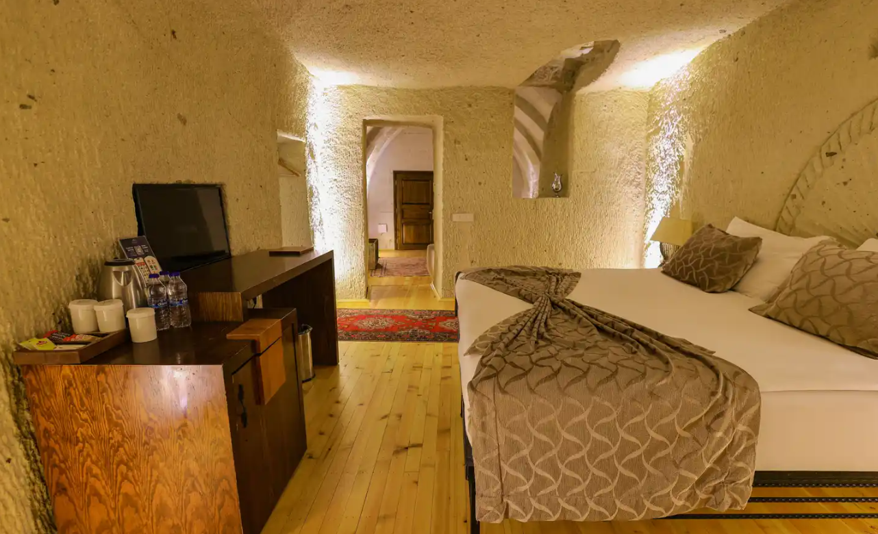 Aile Cave Suit Odası