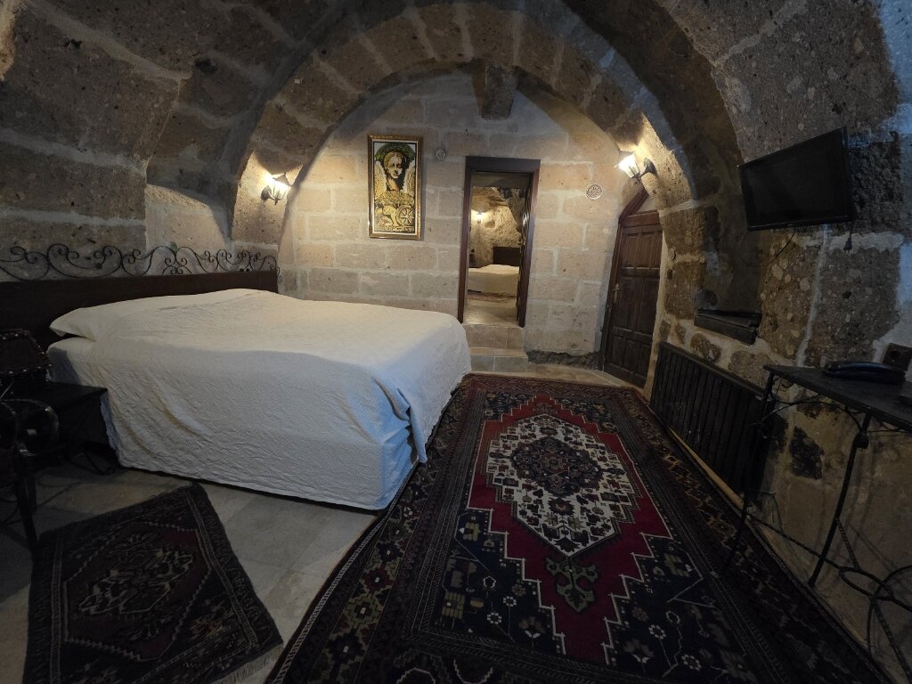 Kapadokya Ihlara Konakları and Caves · 373
