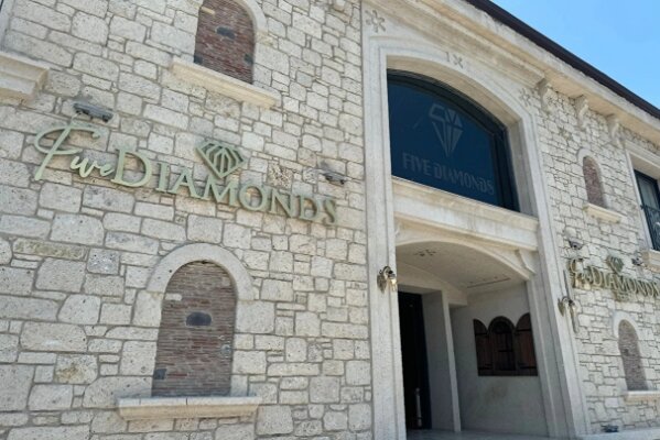 Five Diamonds