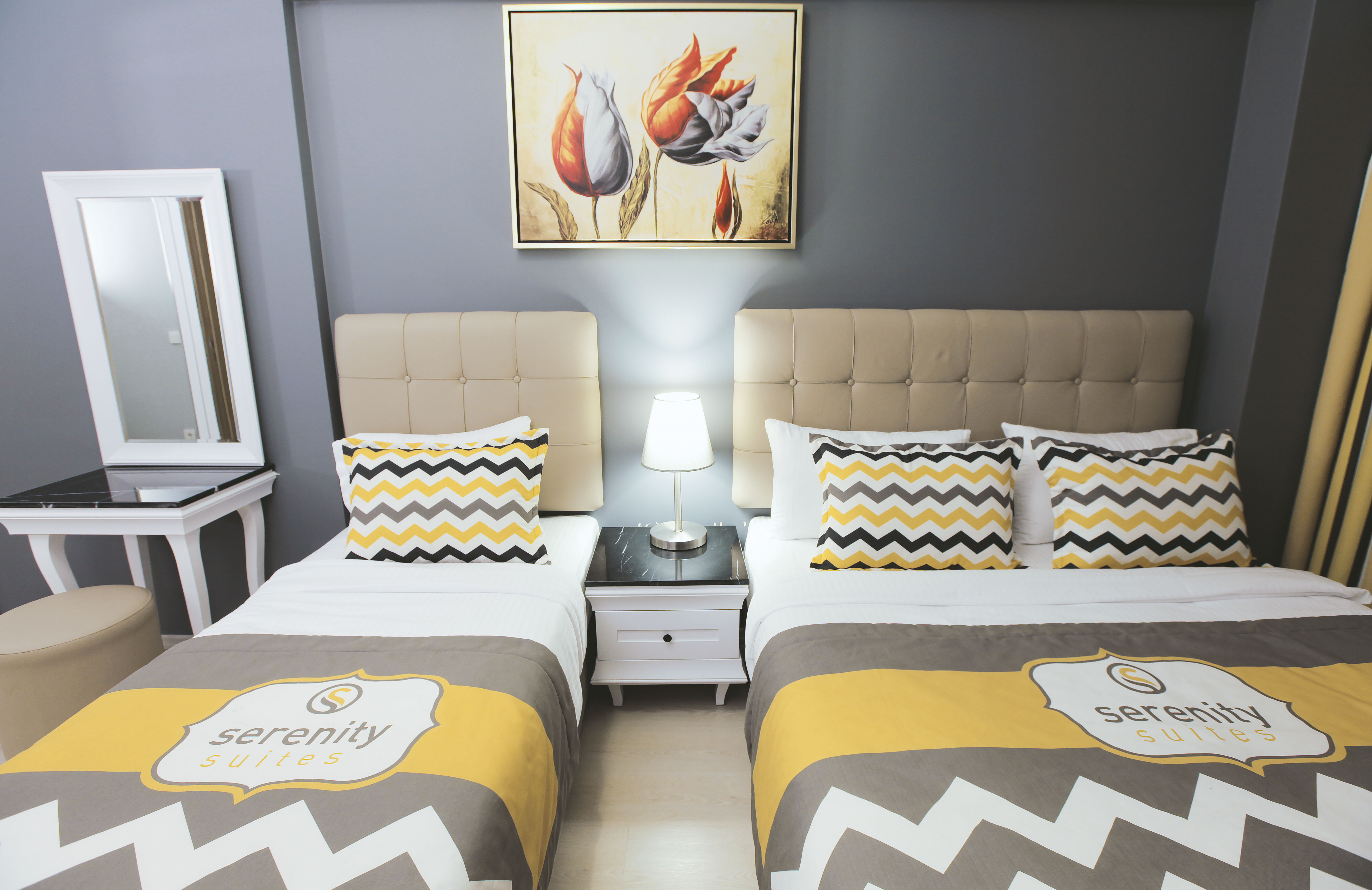 Serenity Suites Airport Hotel