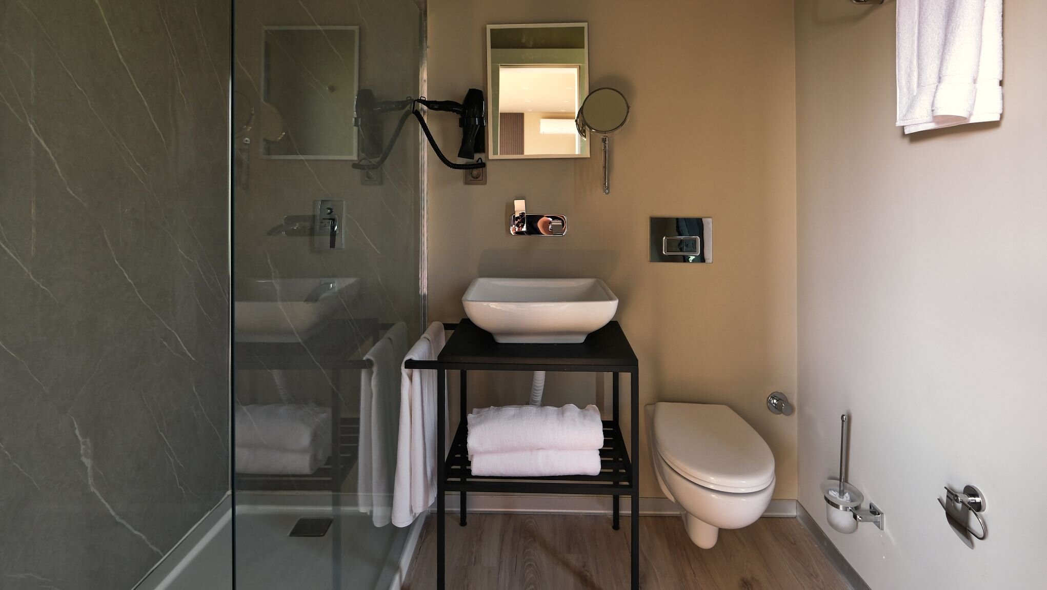 Velour Hotel & Restaurant Spa
