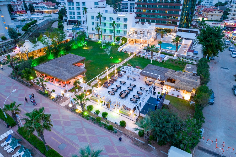 Casablanca Beach +12
