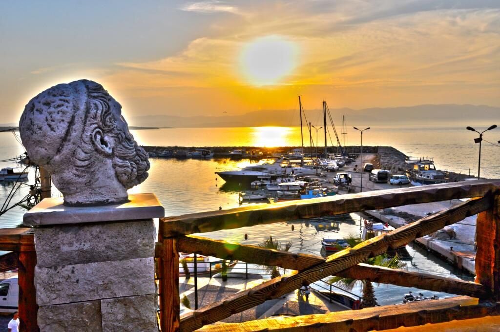 Golden Stone Otel