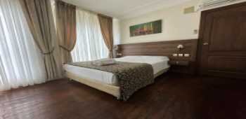 Paperon Hotel · 37