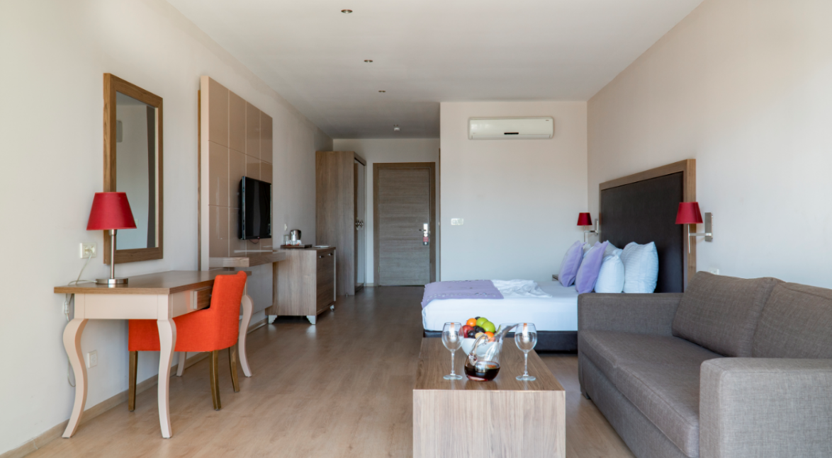 Ladies Beach Residence Family Suites