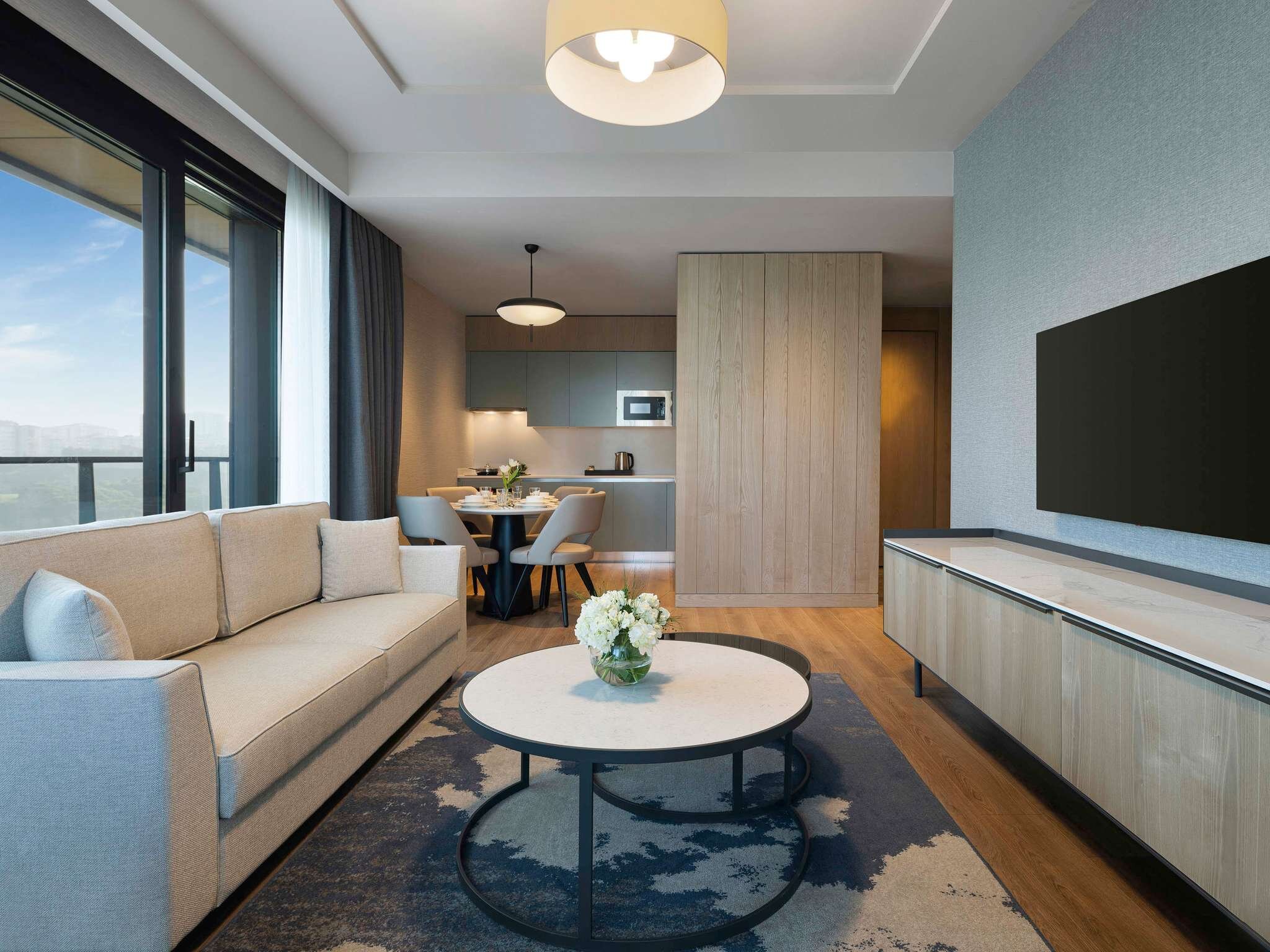 Mövenpick Living İstanbul Çamlıvadi