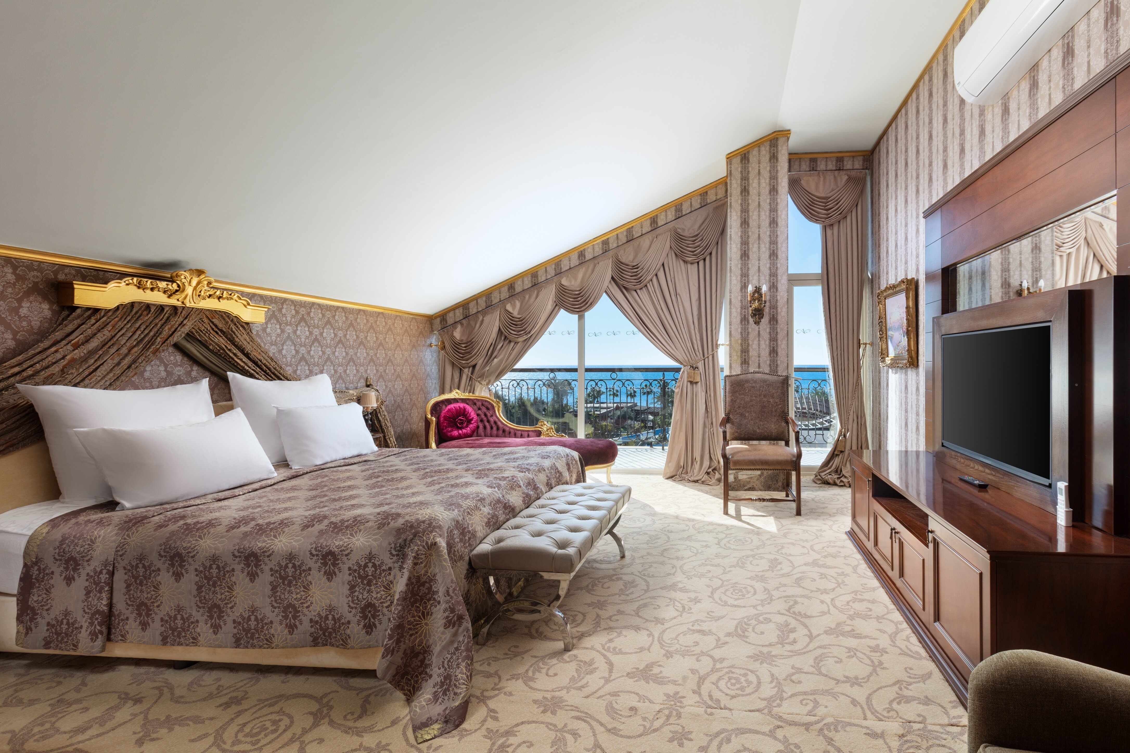 Presidential Suite