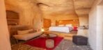 Deluxe Cave Room Görseli