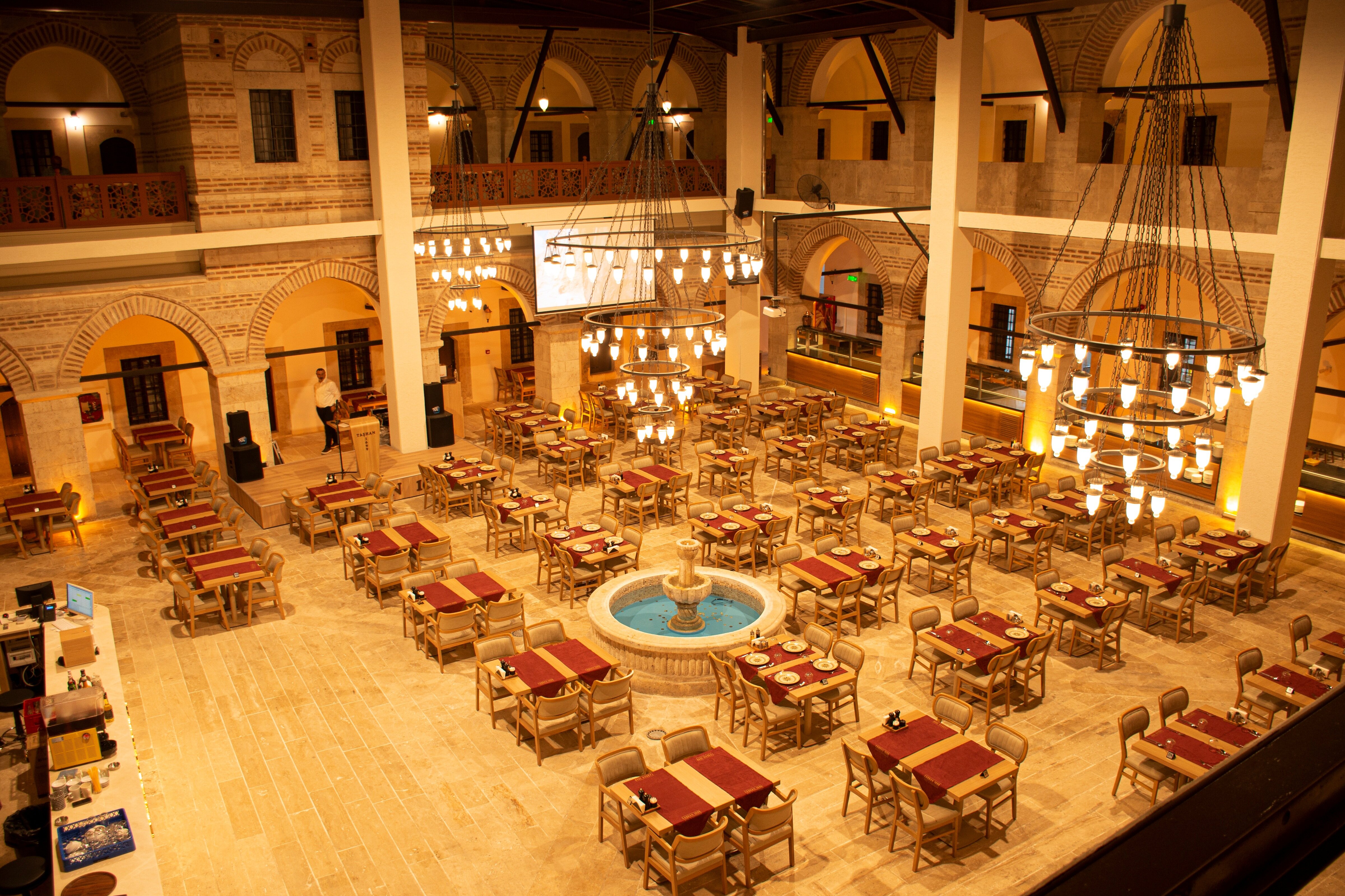 Taşhan 1699 Otel ve Restorant · 8