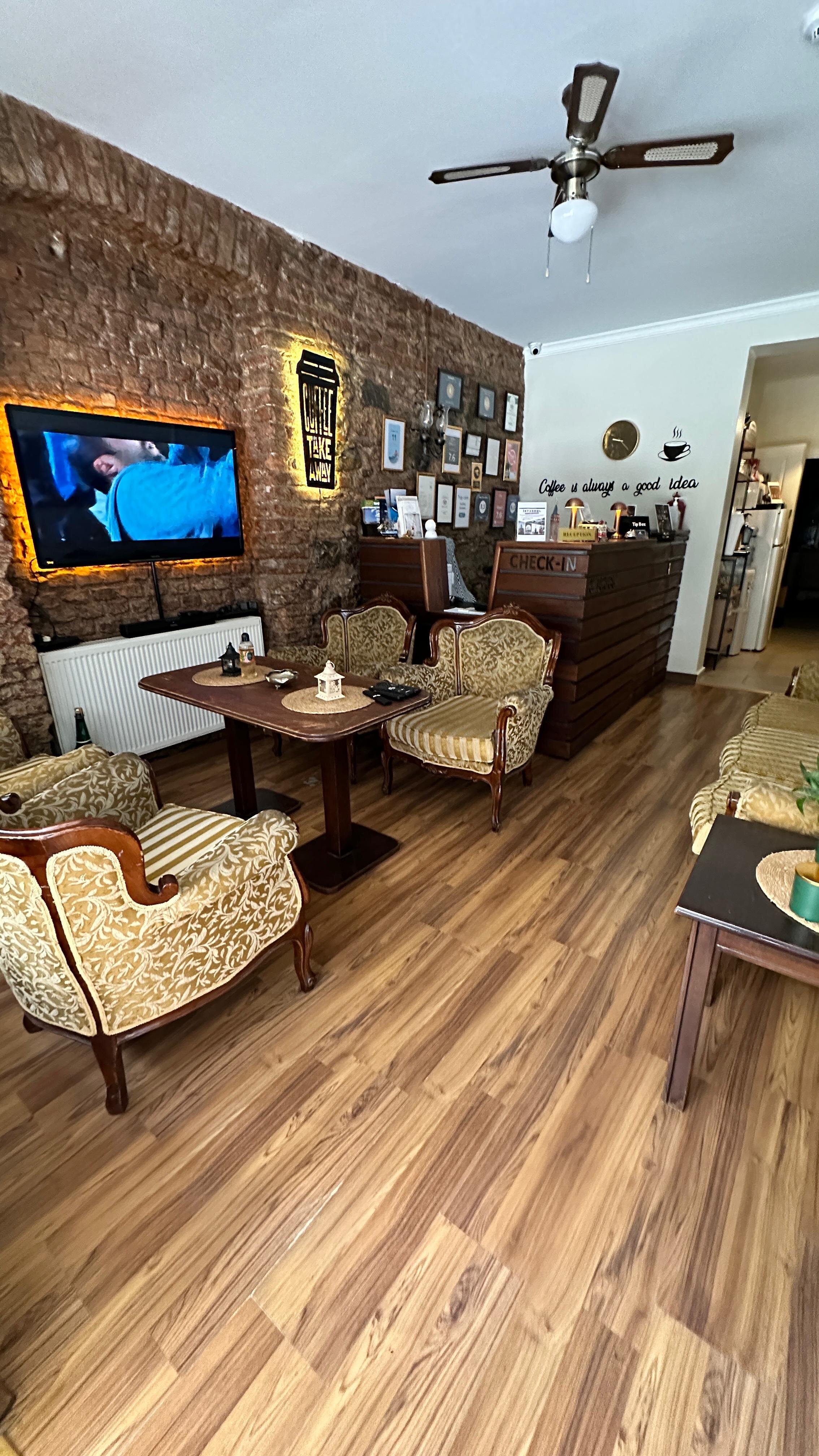 New Pera Boutique Hotel · 10