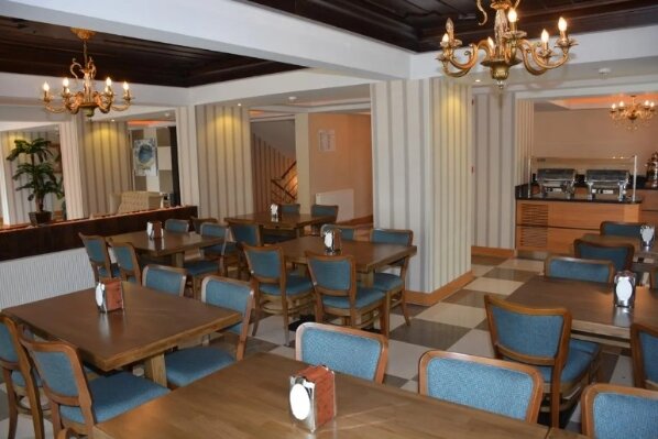 Akbak Otel