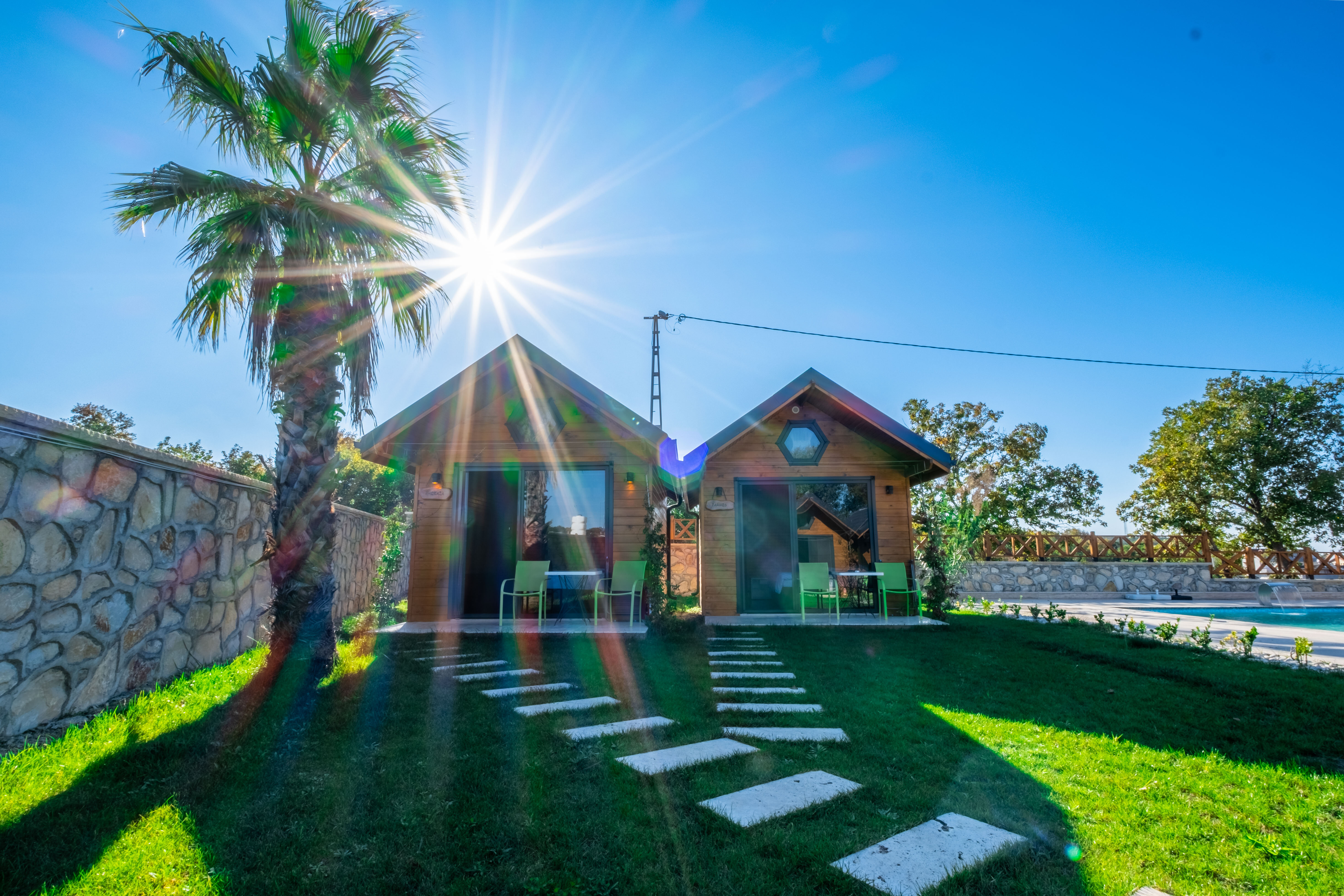 Deluxe Bungalov