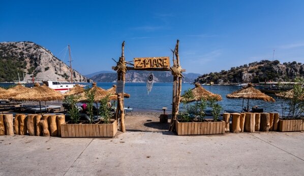 Z-Villas Beach Hotel