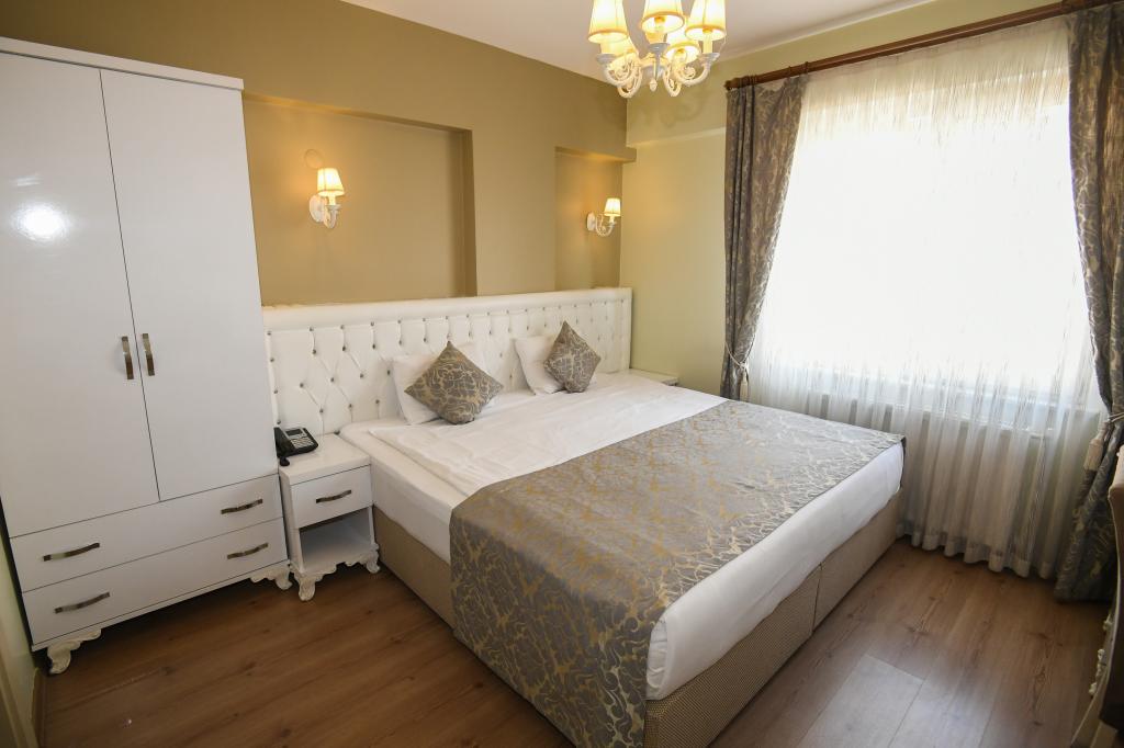 Egas Otel