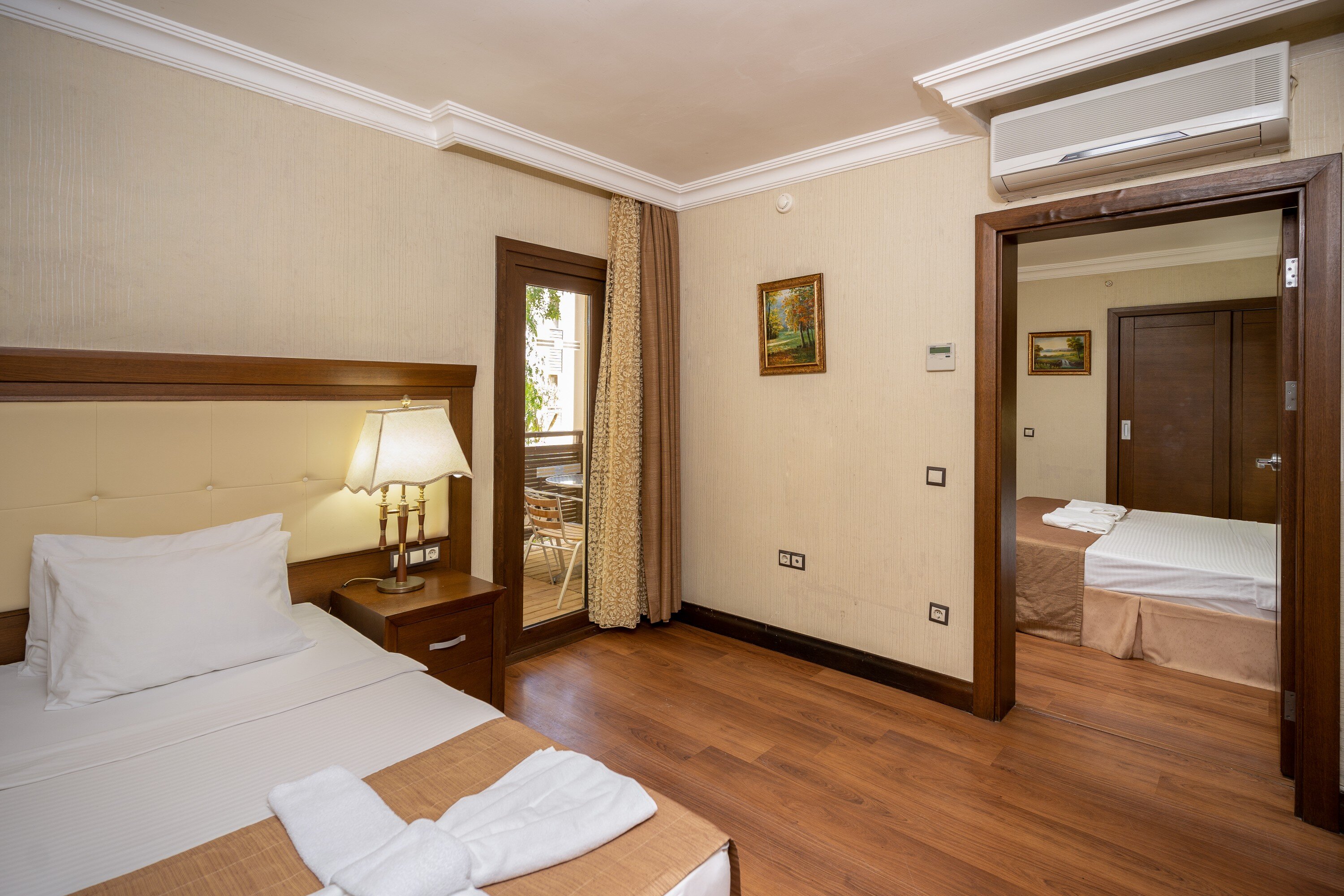 Latanya Park Resort